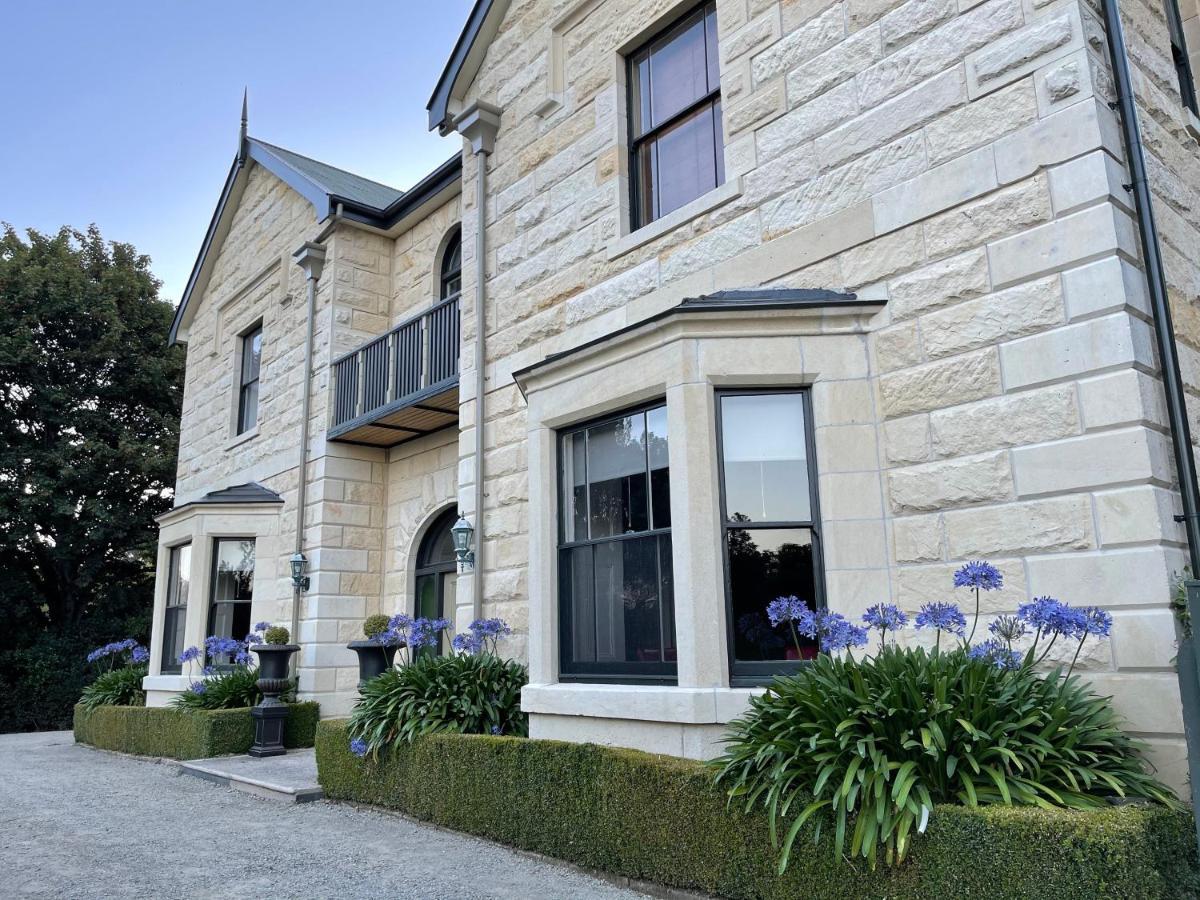 Casa Nova House Bed & Breakfast Oamaru Exterior photo