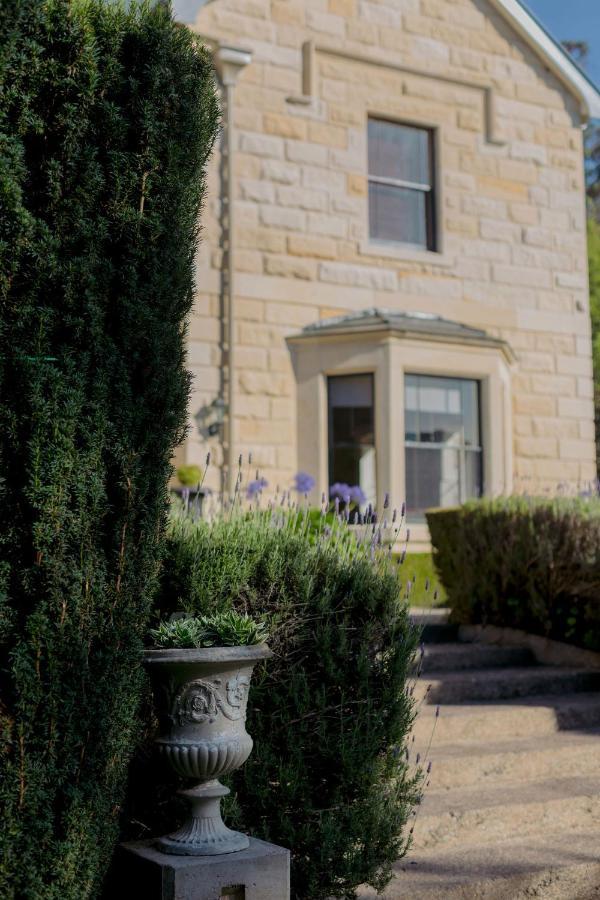 Casa Nova House Bed & Breakfast Oamaru Exterior photo