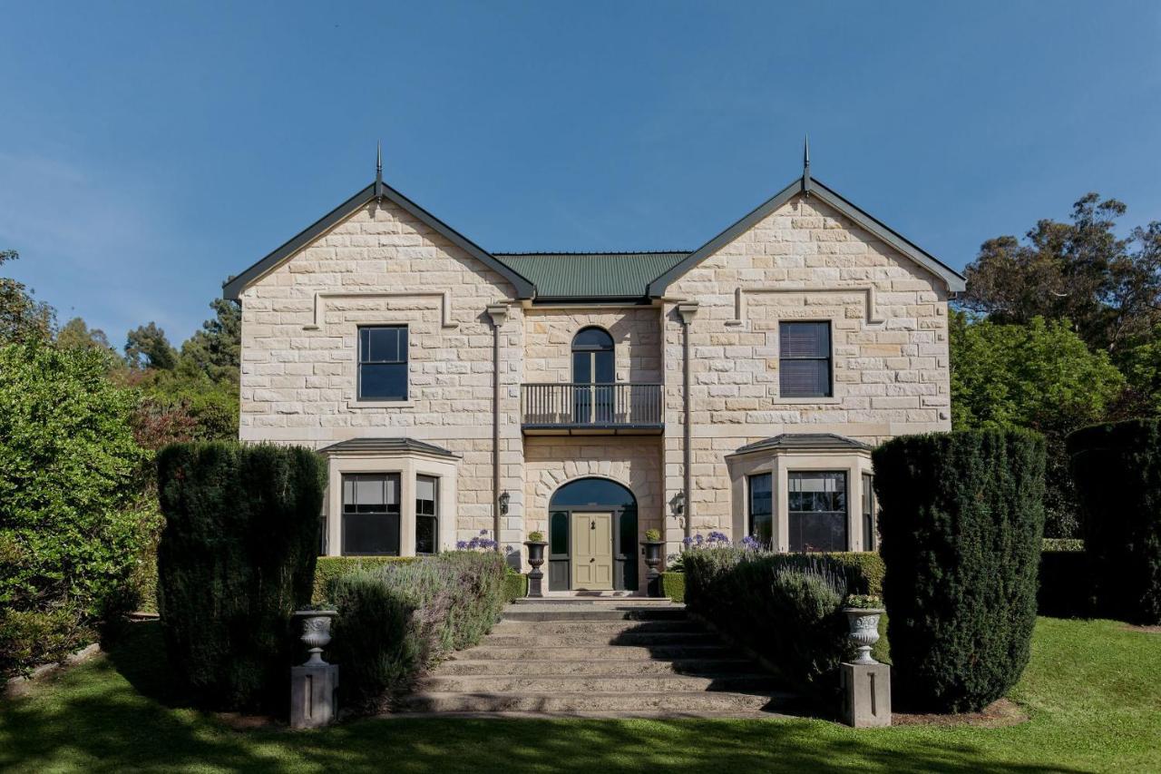 Casa Nova House Bed & Breakfast Oamaru Exterior photo