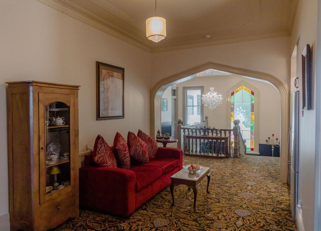 Casa Nova House Bed & Breakfast Oamaru Exterior photo