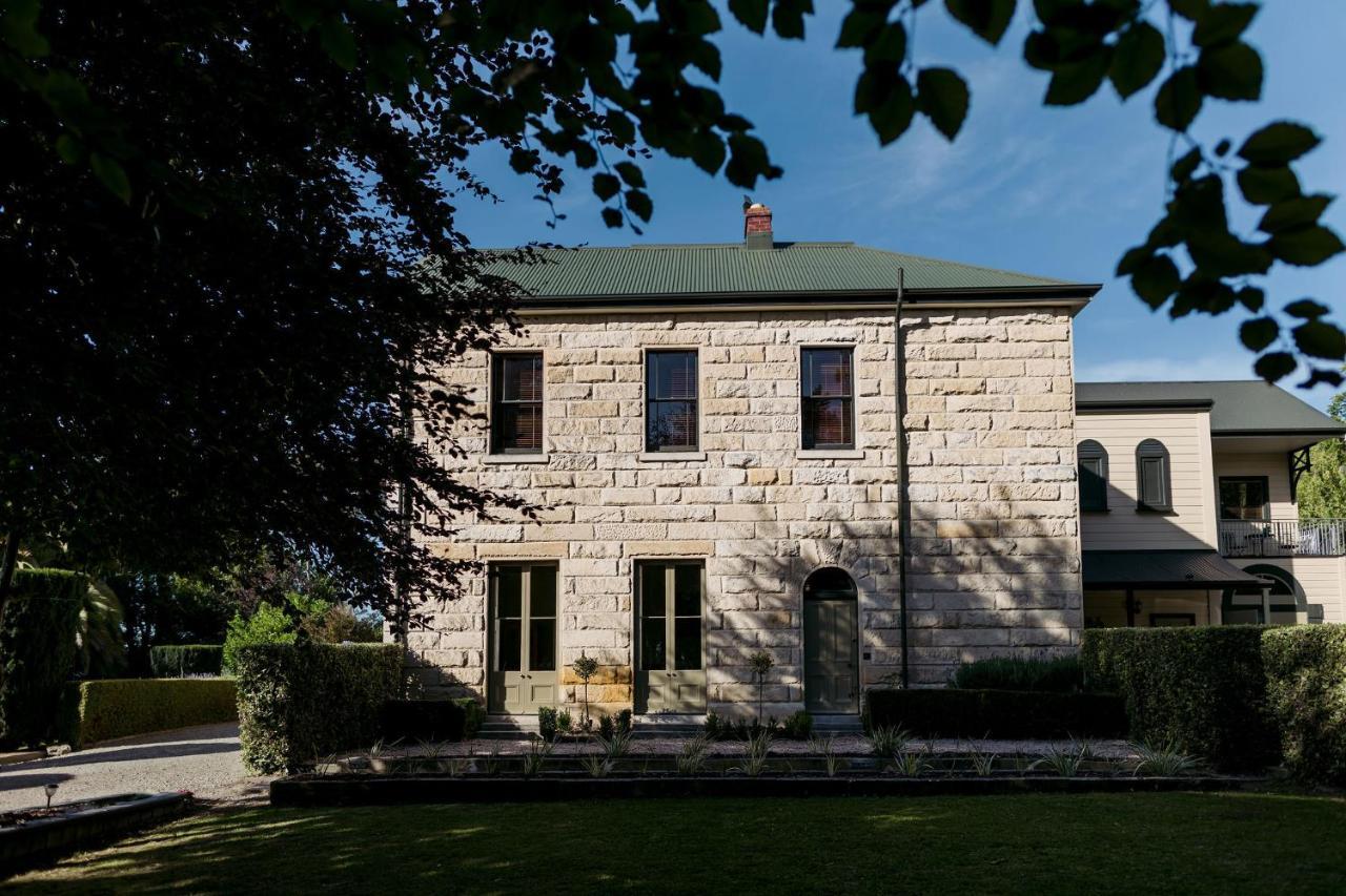 Casa Nova House Bed & Breakfast Oamaru Exterior photo