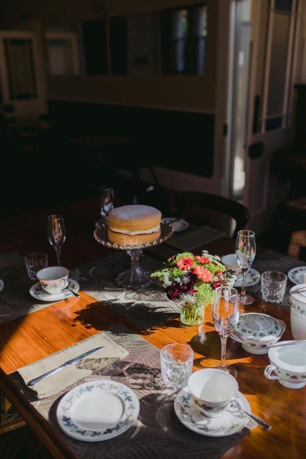 Casa Nova House Bed & Breakfast Oamaru Exterior photo
