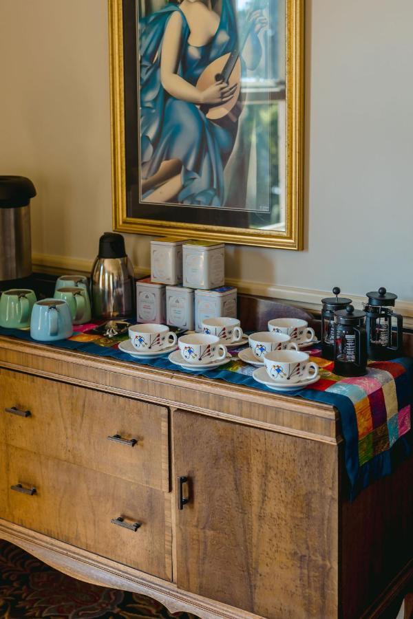 Casa Nova House Bed & Breakfast Oamaru Exterior photo