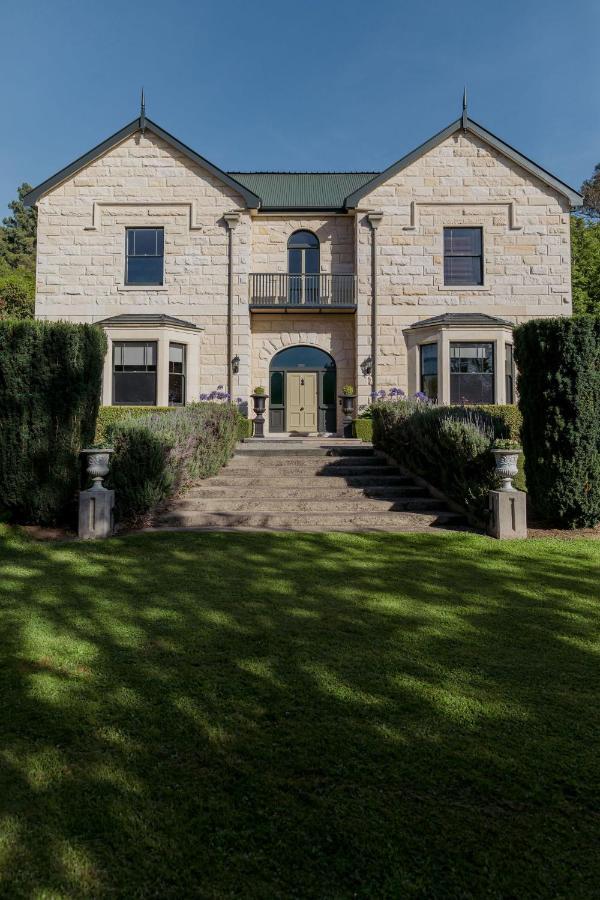 Casa Nova House Bed & Breakfast Oamaru Exterior photo