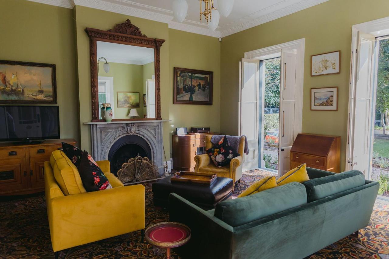 Casa Nova House Bed & Breakfast Oamaru Exterior photo