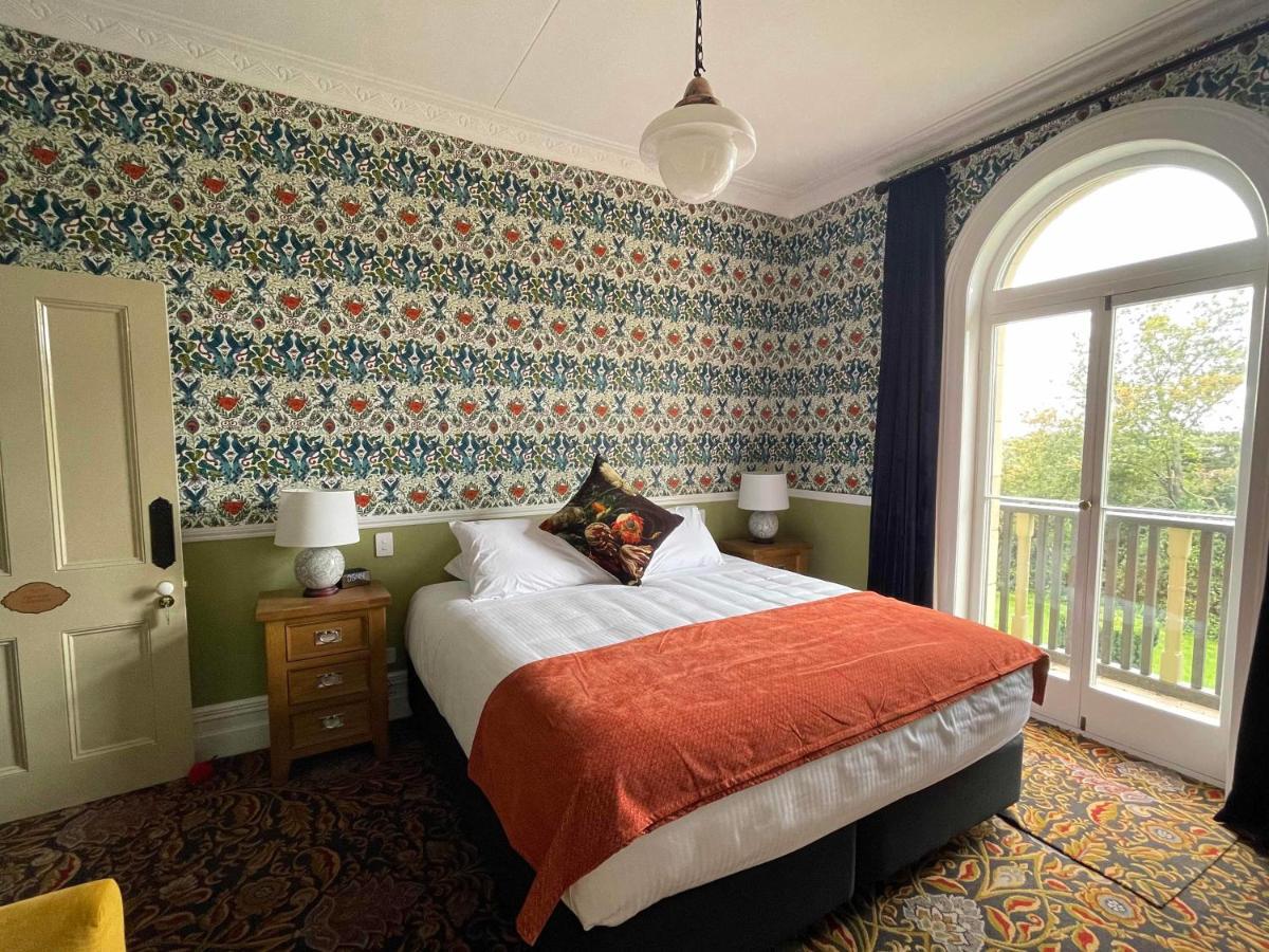 Casa Nova House Bed & Breakfast Oamaru Exterior photo